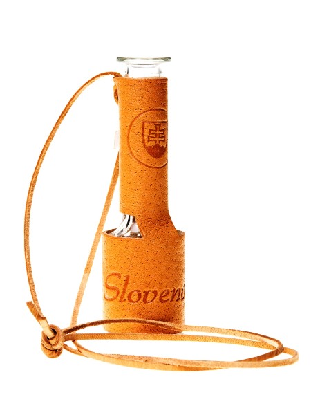 PIJAČKA OBAĽOVANÁ V KOŽI - SLOVENSKO