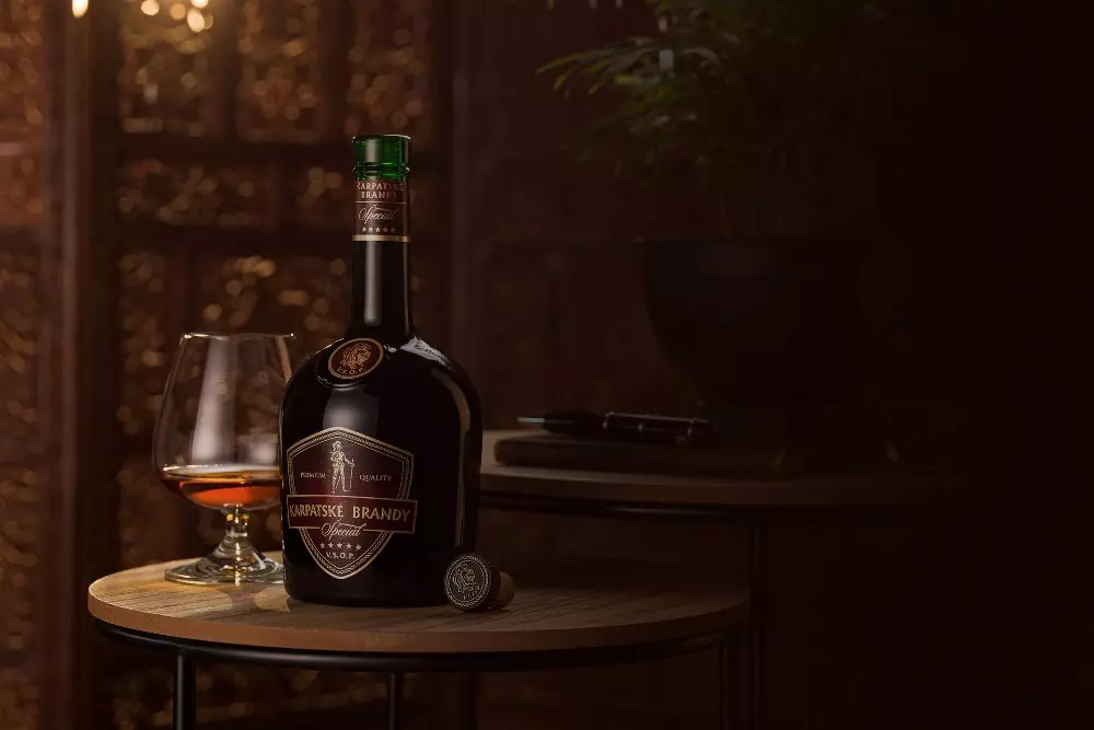 Karpatské brandy ŠPECIÁL 40% 0,7L