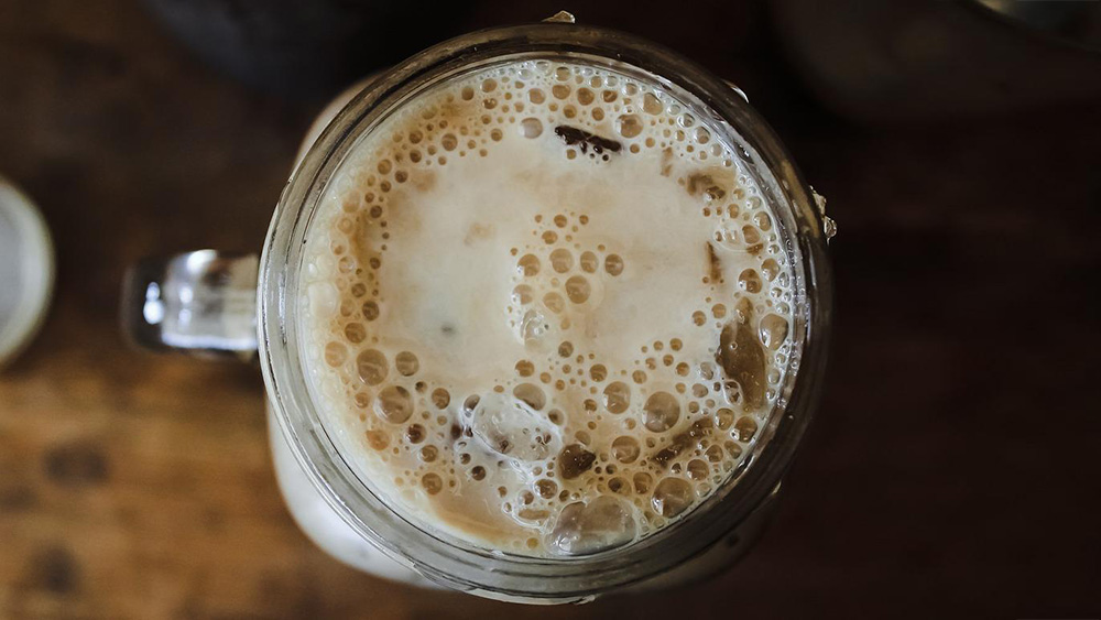 Ľadová káva – recept na tradičný aj netradičný kávový nápoj